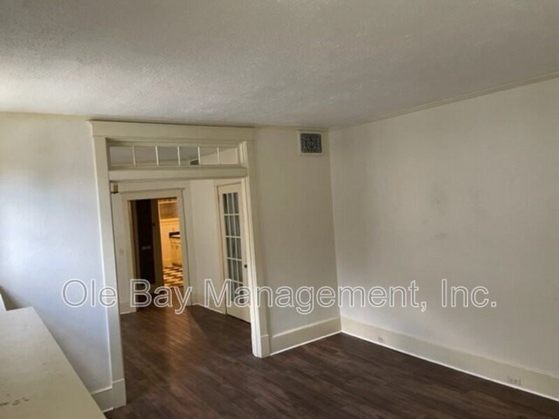 7 S Monterey St #1 - Photo 2 of 7