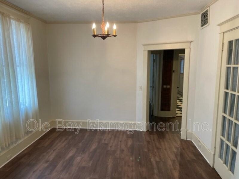 7 S Monterey St #1 - Photo 4 of 7