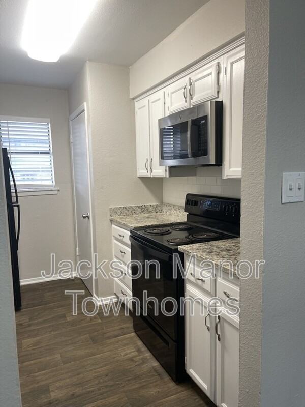 3000 Webb Ave - Photo 5 of 5