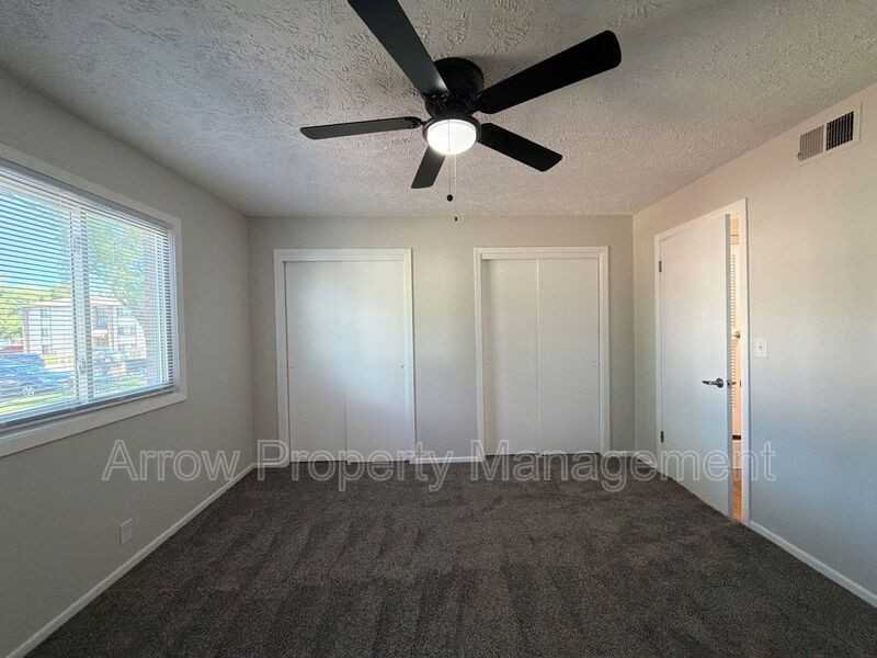 2338 Lynn St - Photo 7 of 8