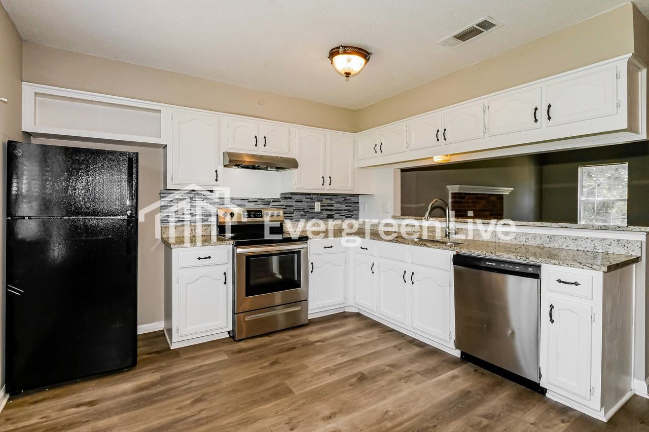 8402 Honey Dr - Photo 6 of 15