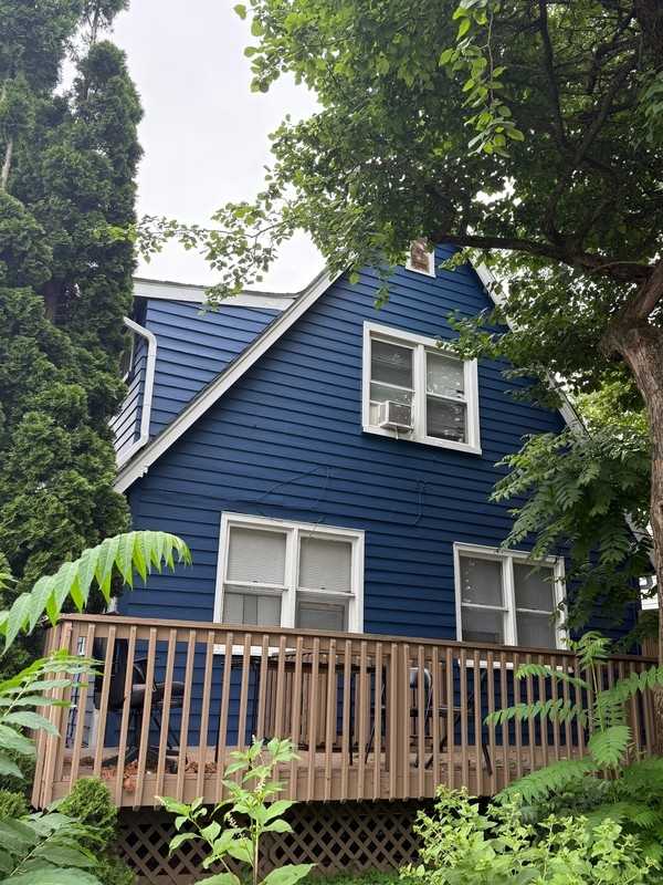900 Woodlawn Ave - Photo 2 of 20