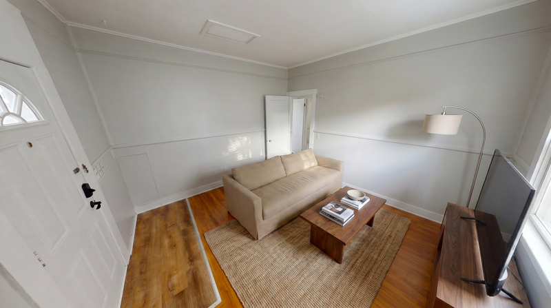 900 Woodlawn Ave - Photo 4 of 20
