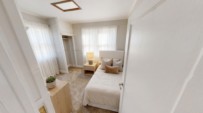 900 Woodlawn Ave - Photo 7 of 20