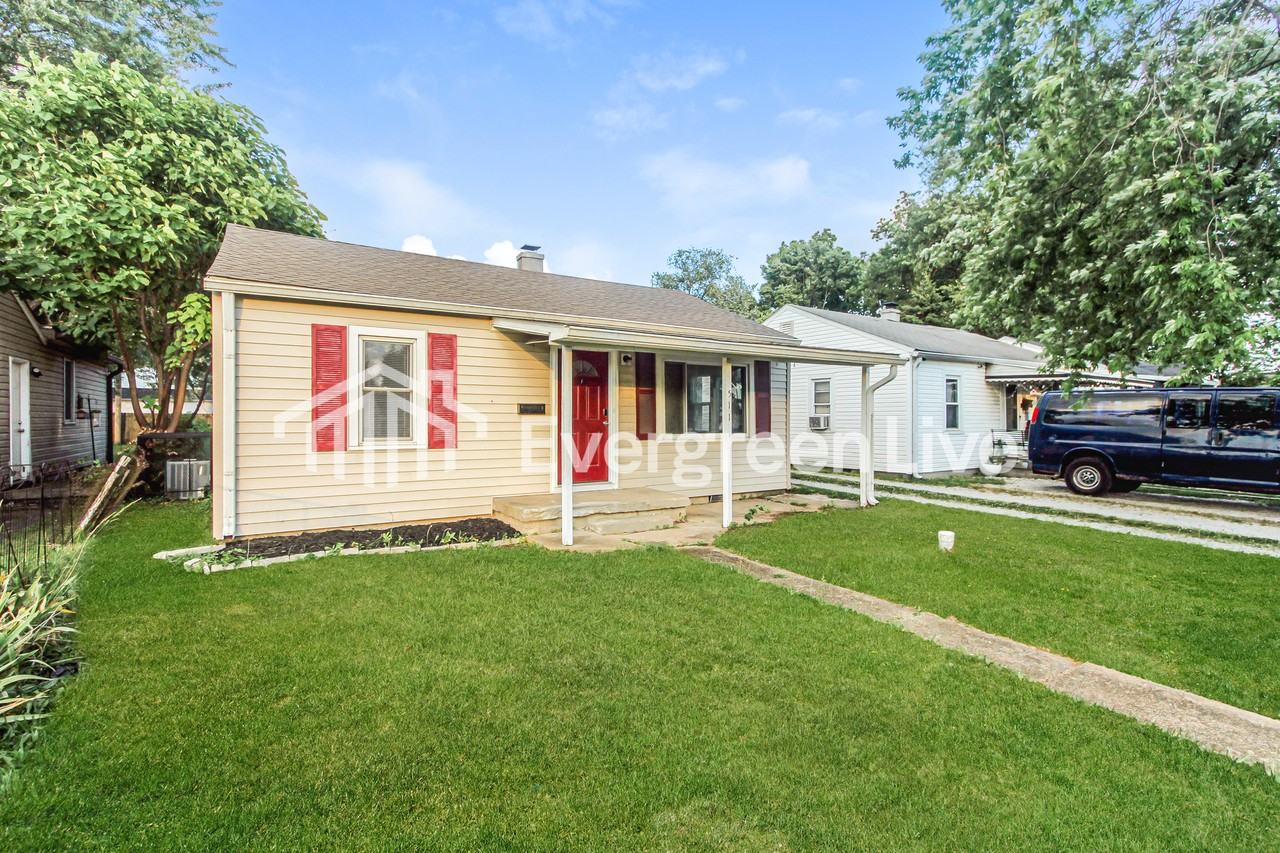 511 S Graham Ave - Photo 2 of 15