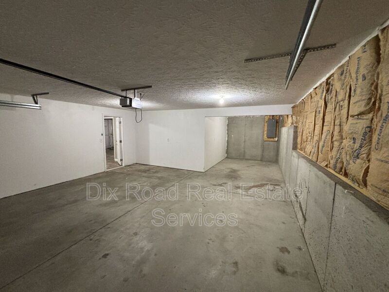 794 Carriage Hill Ln - Photo 5 of 29