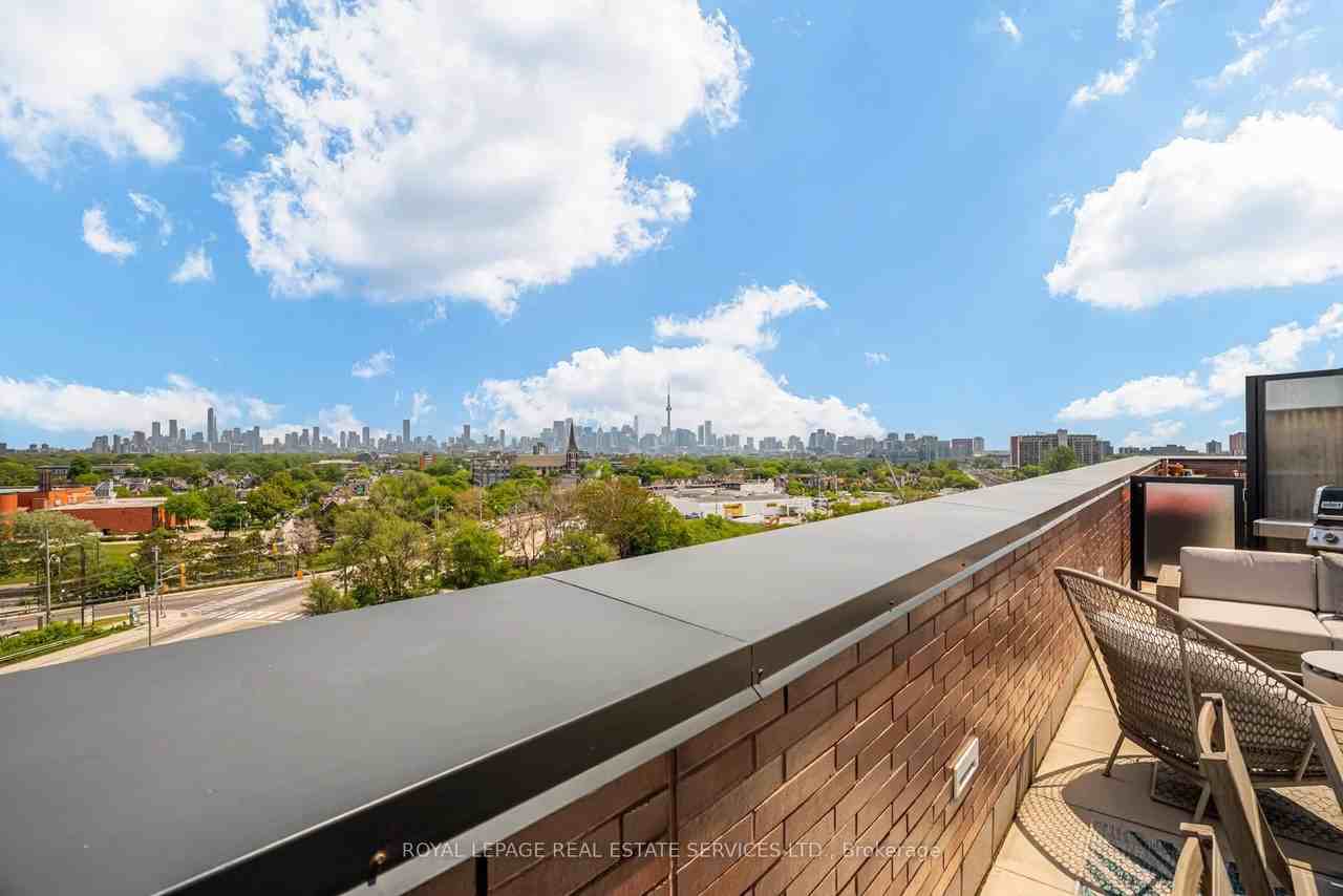 383 Sorauren Avenue - Photo 37