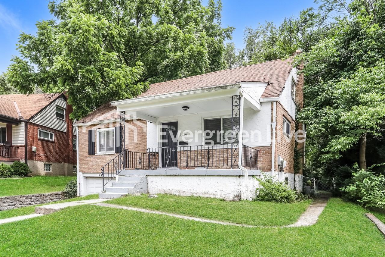 1226 Toluca Ct - Photo 2 of 15
