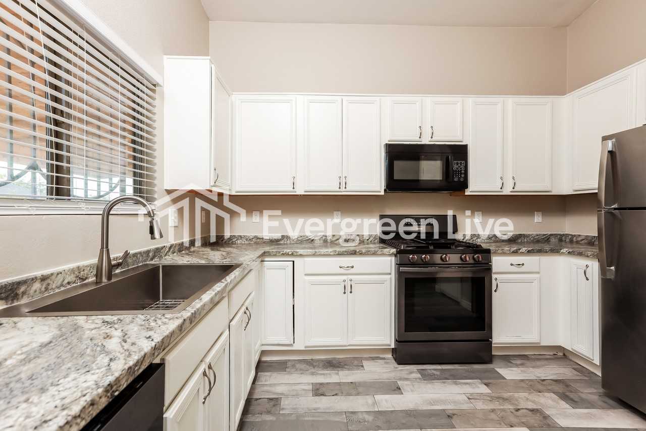 5614 S Acacia Ridge Dr - Photo 5 of 15