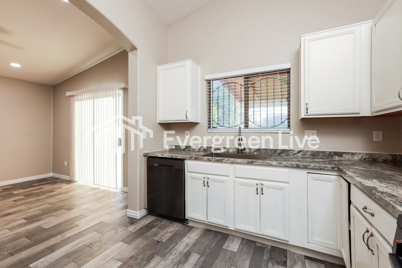 5614 S Acacia Ridge Dr - Photo 6 of 15