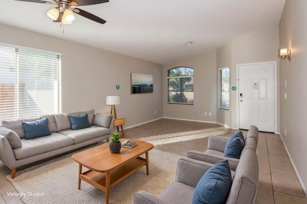 8523 N Cantora Way - Photo 4 of 19