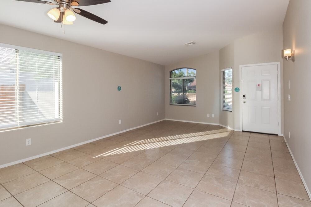 8523 N Cantora Way - Photo 5 of 19