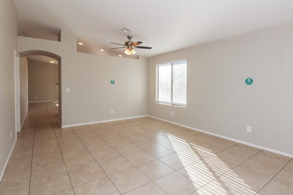 8523 N Cantora Way - Photo 6 of 19