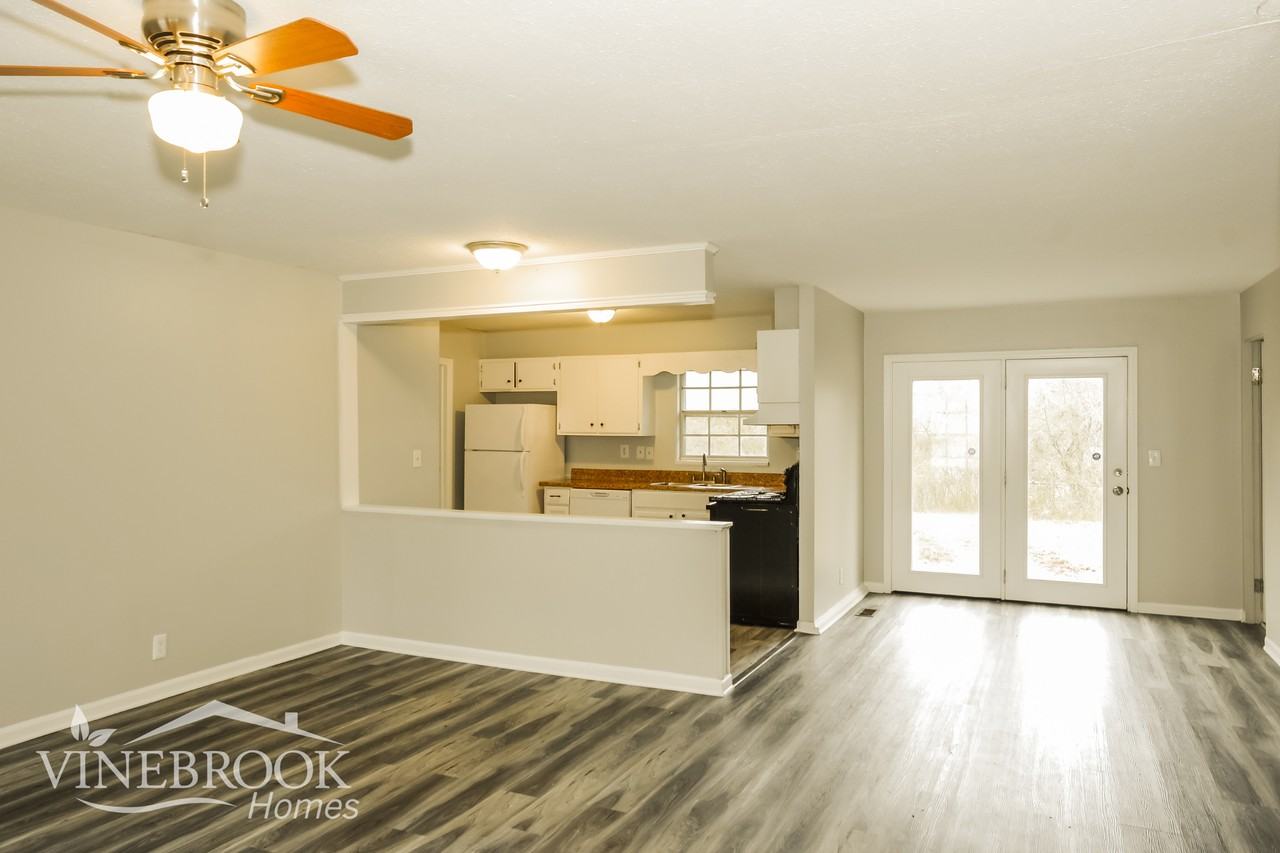 6104 Valley Park Dr Nw - Photo 3 of 15