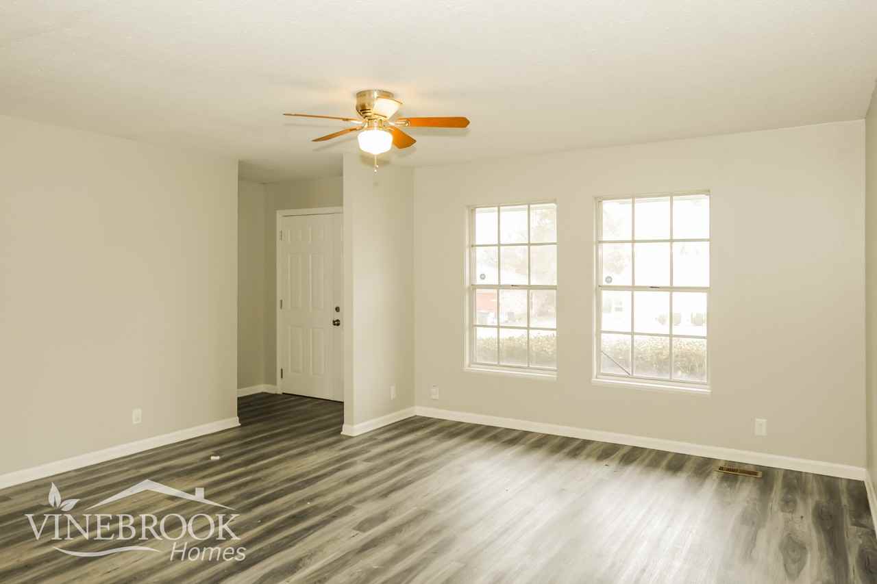 6104 Valley Park Dr Nw - Photo 4 of 15