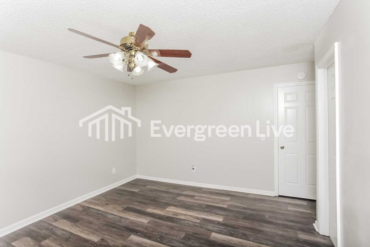321 Gales River Rd - Photo 4 of 15