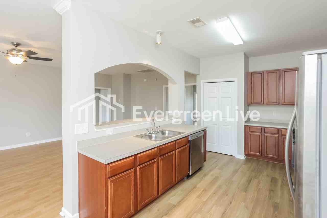 273 Cogburn Rd - Photo 6 of 15