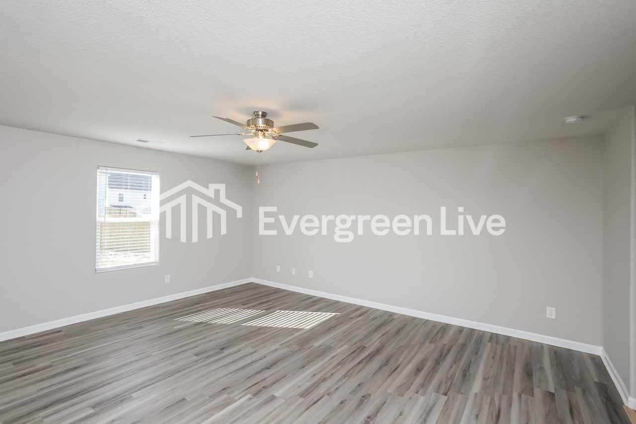 275 Common Reed Dr - Photo 3 of 15