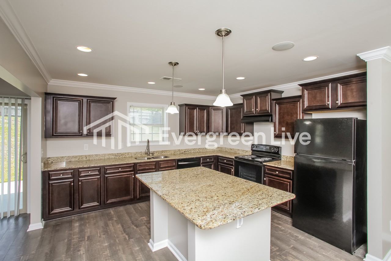 417 Riglaw Cir - Photo 5 of 15