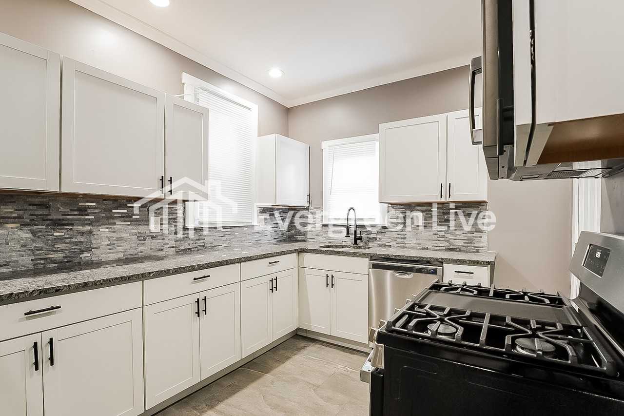 2110 Monongahela Ave - Photo 5 of 15