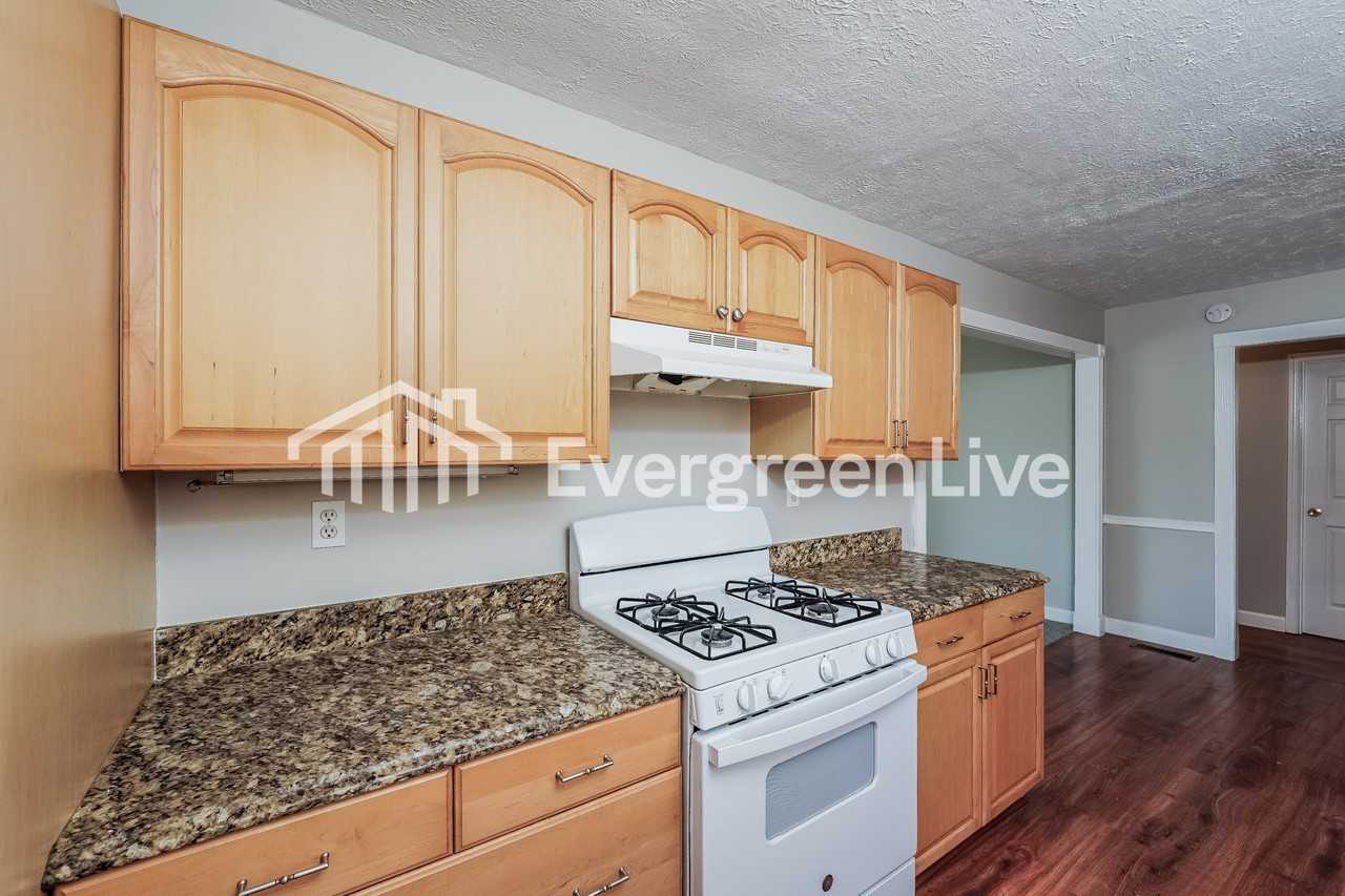 2708 7th St Ne - Photo 5 of 15