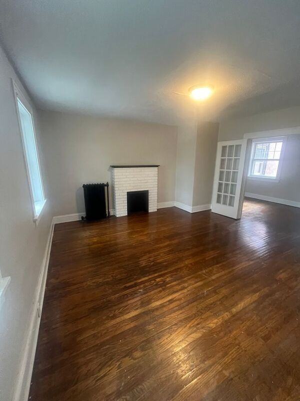 44 Genesee St #6 - Photo 2 of 9