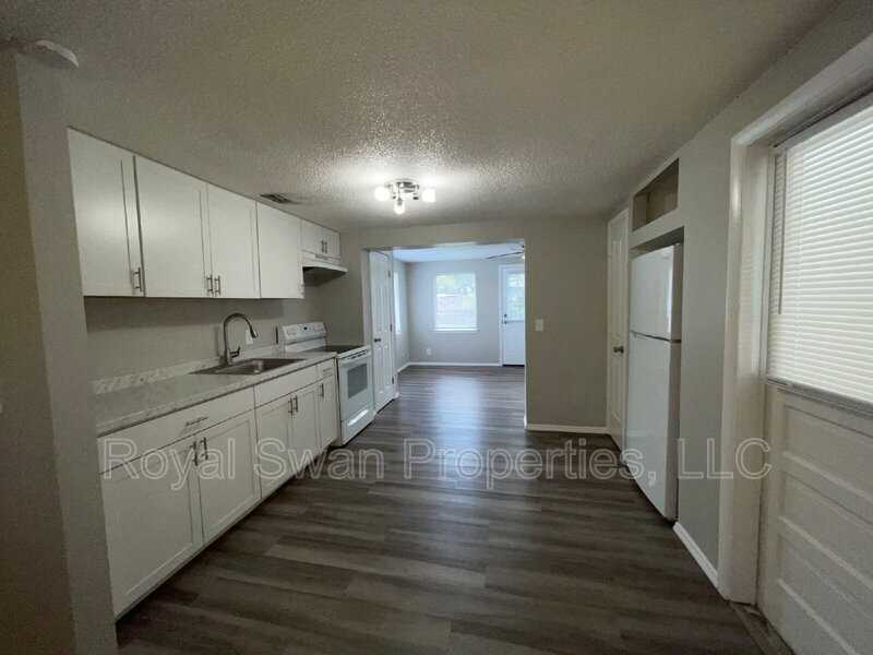 2532 Mccranie Pl - Photo 6 of 17