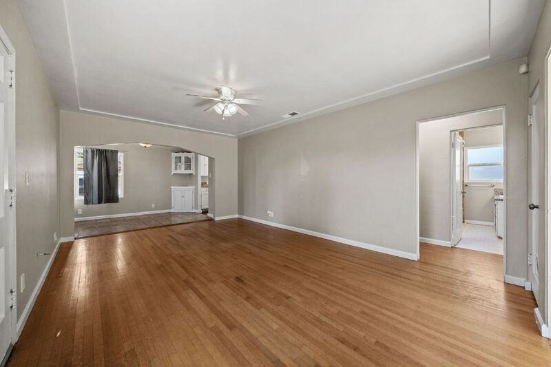 7105 Central Ave - Photo 5 of 32