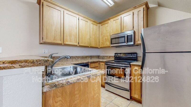 110 5th St #4 - Photo 6 of 22