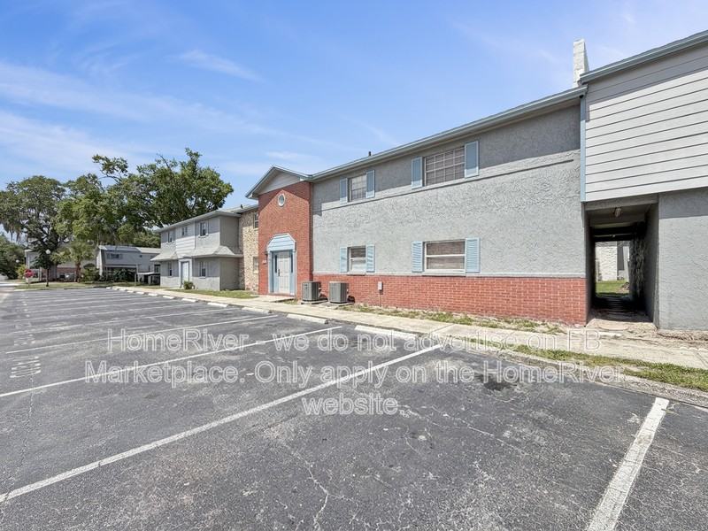 7421 Daniel Webster Dr #A - Photo 5 of 21