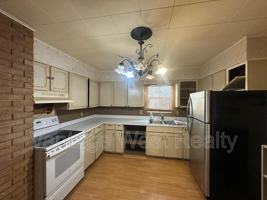 featured image of 400 Dougall Rd N