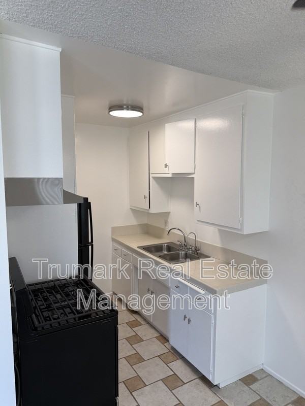 110 N Cedar St #23 - Photo 6 of 10