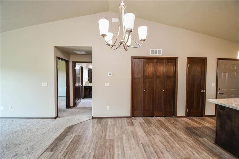2428 E Meadowside Pl - Photo 6 of 13