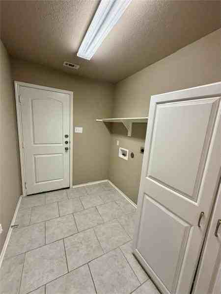 10316 Walley Way - Photo 7 of 16