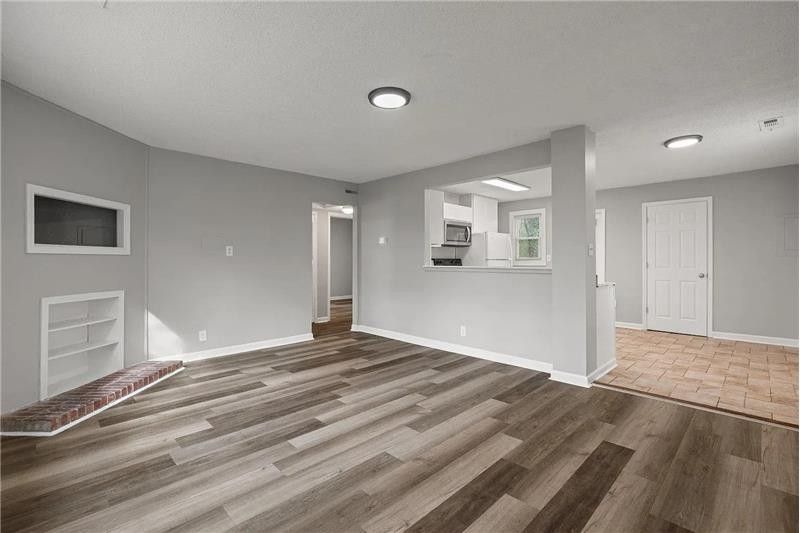 806 Crestline Rd Nw - Photo 5 of 13