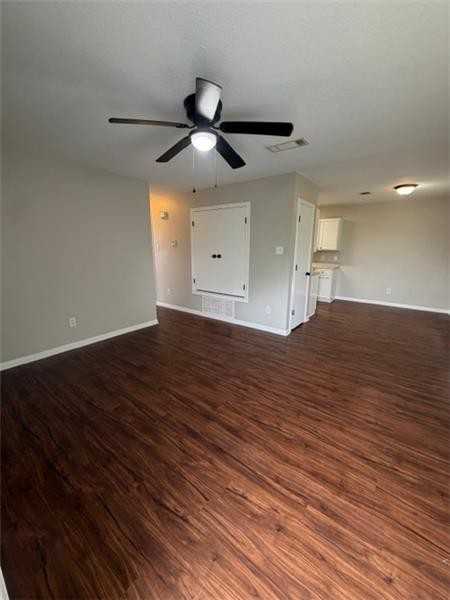 2334 Breezy Dr - Photo 3 of 12