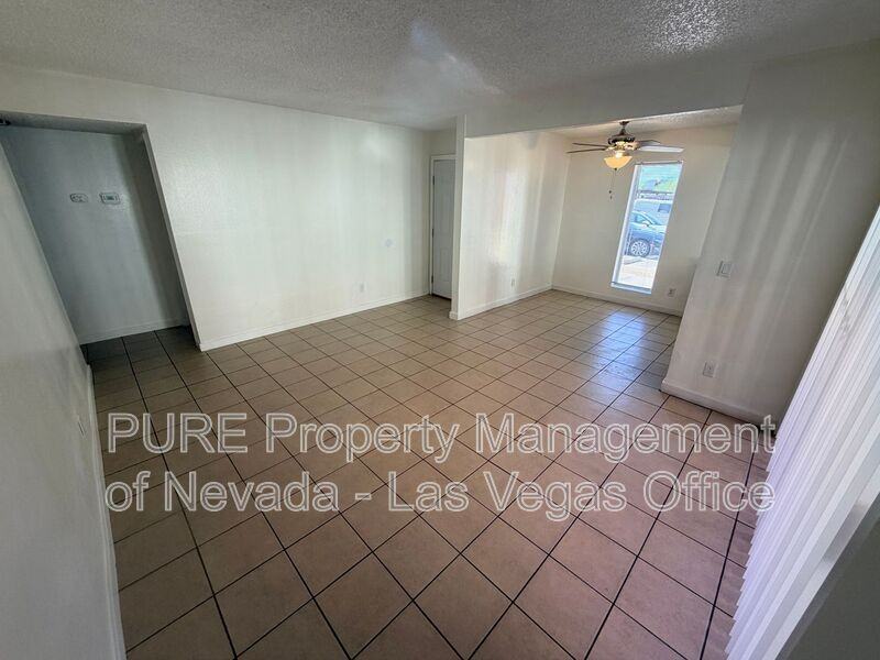 1405 Vegas Valley Dr #193BLDG20 - Photo 5 of 30