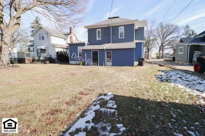 306 S Guilford St - Photo 3 of 5