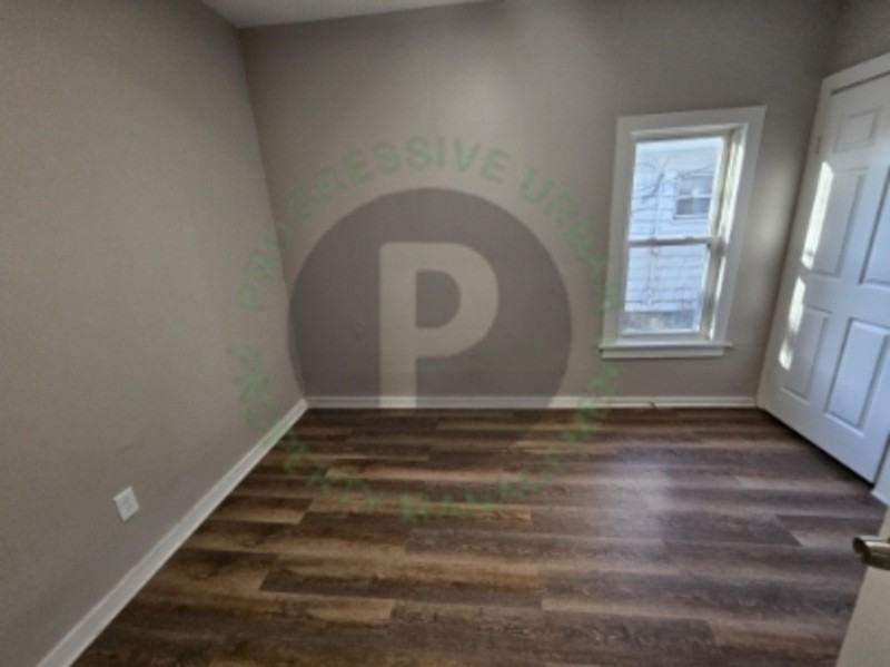 403 E 152nd St - Photo 4 of 13