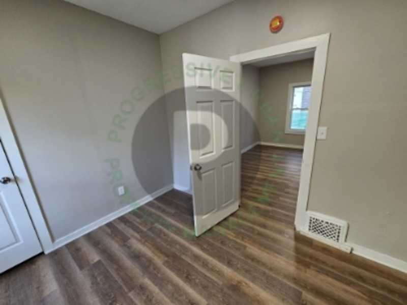 403 E 152nd St - Photo 5 of 13
