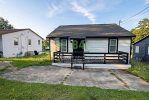 featured image of 907 Ls Glencamp Way
