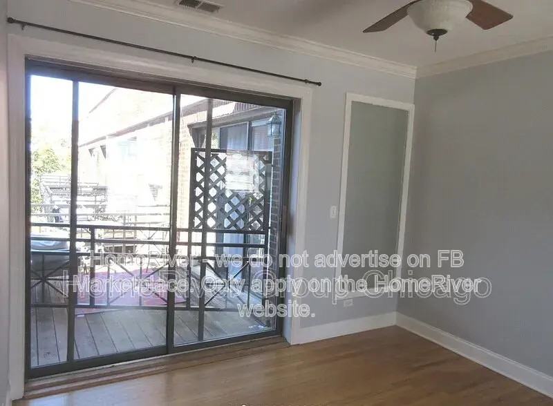 1137 W Grace St #3E - Photo 5 of 11