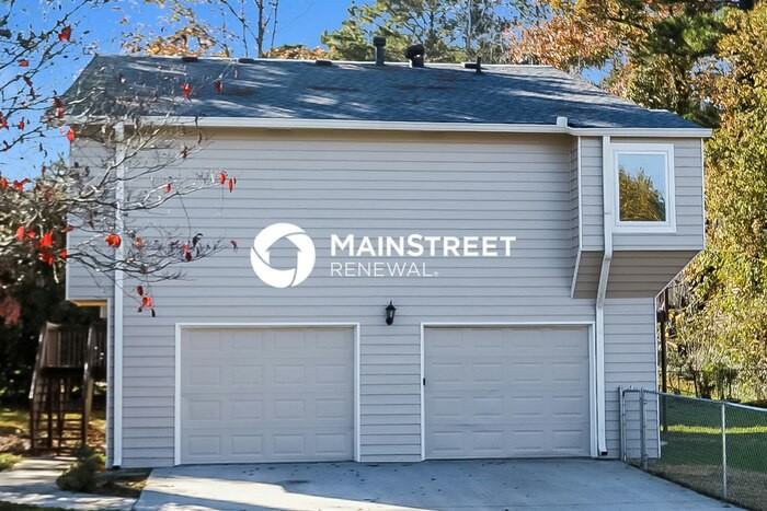 541 Canterbury Ln - Photo 4 of 17