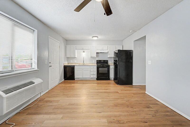 1037 S Happy Hollow Rd #1 - Photo 3 of 20