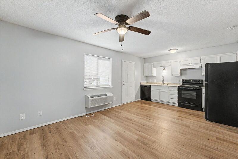 1037 S Happy Hollow Rd #1 - Photo 5 of 20