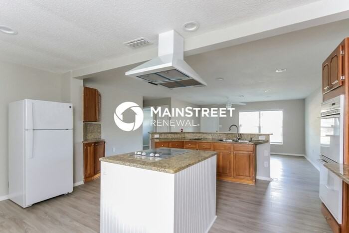 3401 Spainwood Dr - Photo 5 of 16