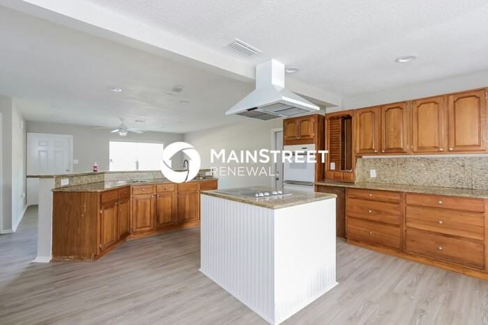3401 Spainwood Dr - Photo 6 of 16