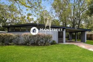 featured image of 7052 Clovis Rd