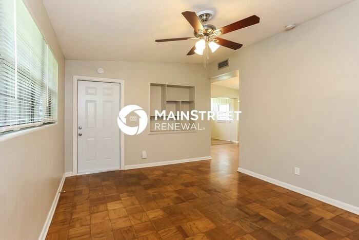 7052 Clovis Rd - Photo 3 of 16