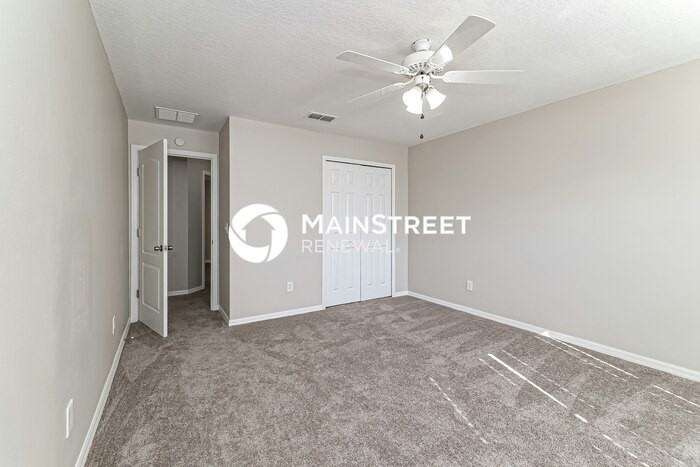 1147 Royal Ridge Dr - Photo 7 of 16